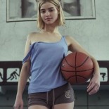 Полуобнаженные красотки