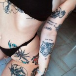 Красивые и обнаженные девушки с тату